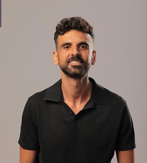 מוטלים בספק